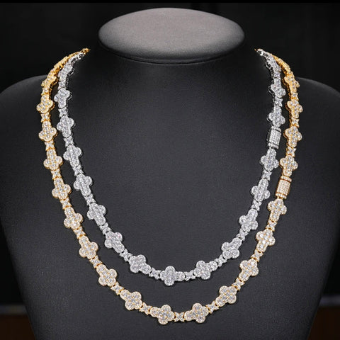 18” WHITE GOLD 925S VVS MOISSANITE FOUR CLOVER CROSS CHAIN